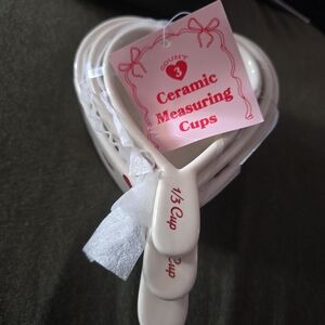 Ceramic Heart Measuring Cups - White with Red Lettering